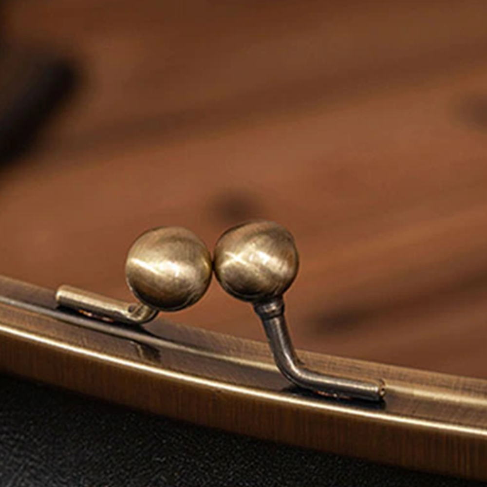 Vintage Kiss-Lock tas - Grace's Retro Chic Essential